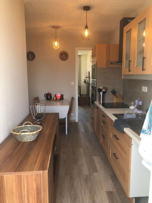 Laurier Blanc Apartment