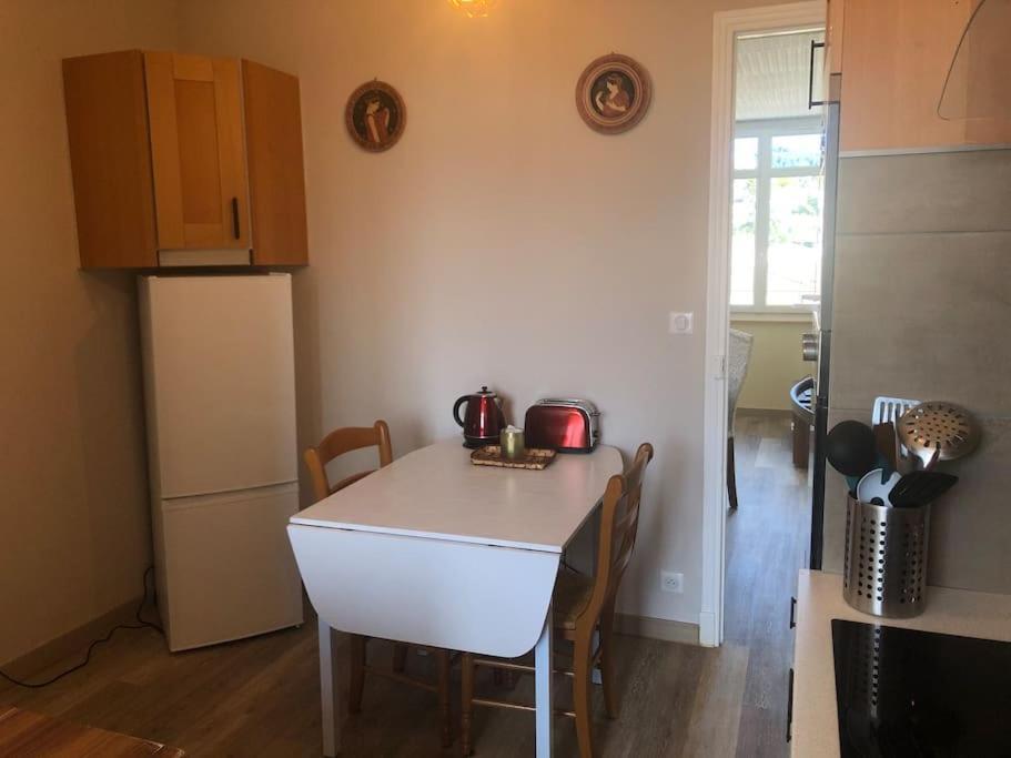 Laurier Blanc Apartment